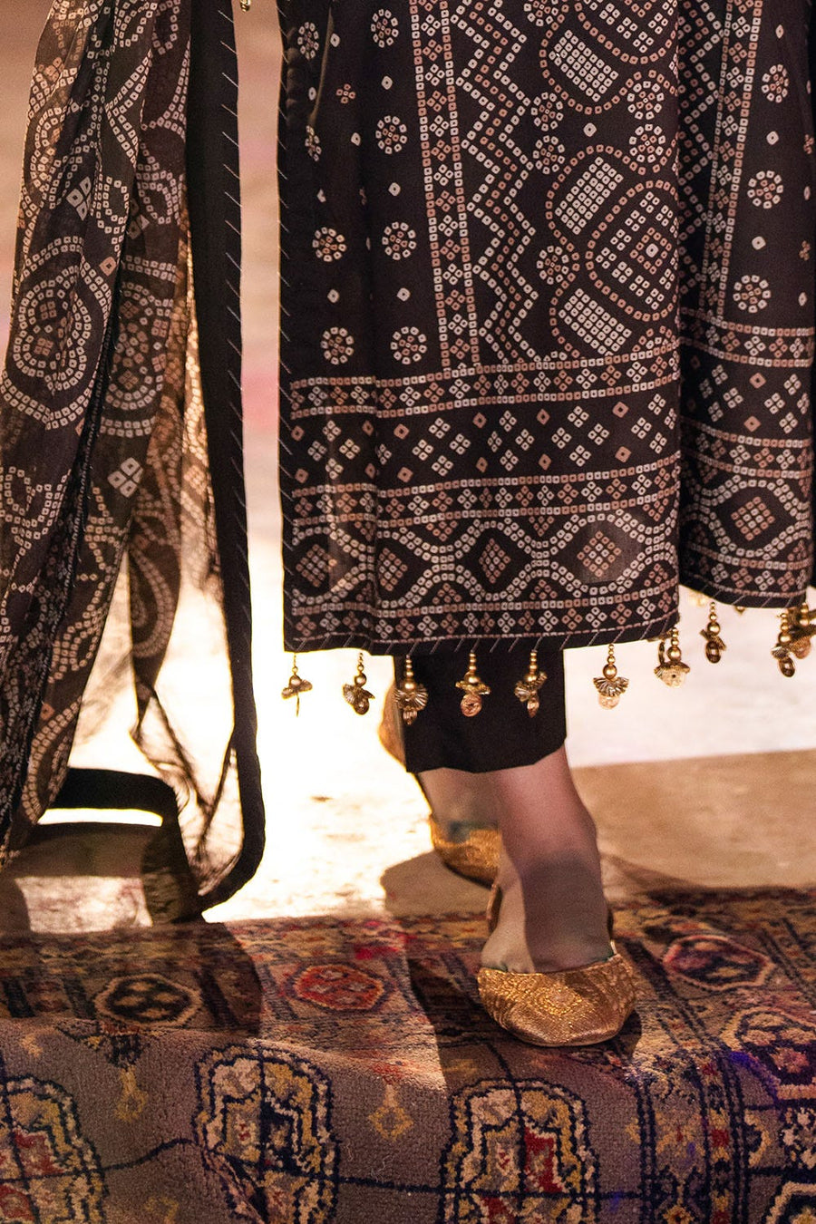 Gul Ahmed Chunri Printed Lawn Unstitched 3Pc Suit CL-52399 B