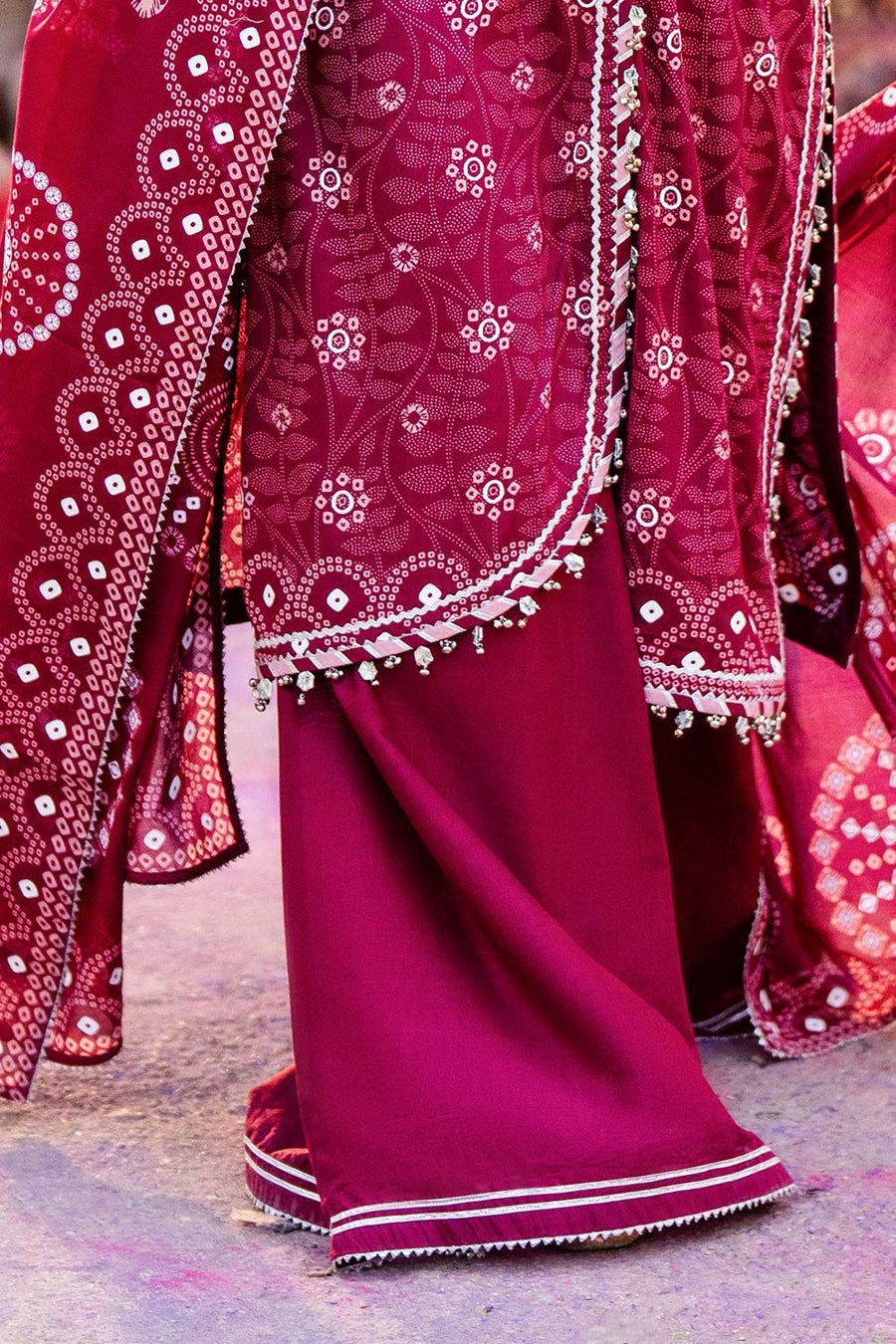 Gul Ahmed Chunri Printed Lawn Unstitched 3Pc Suit CL-52403 B