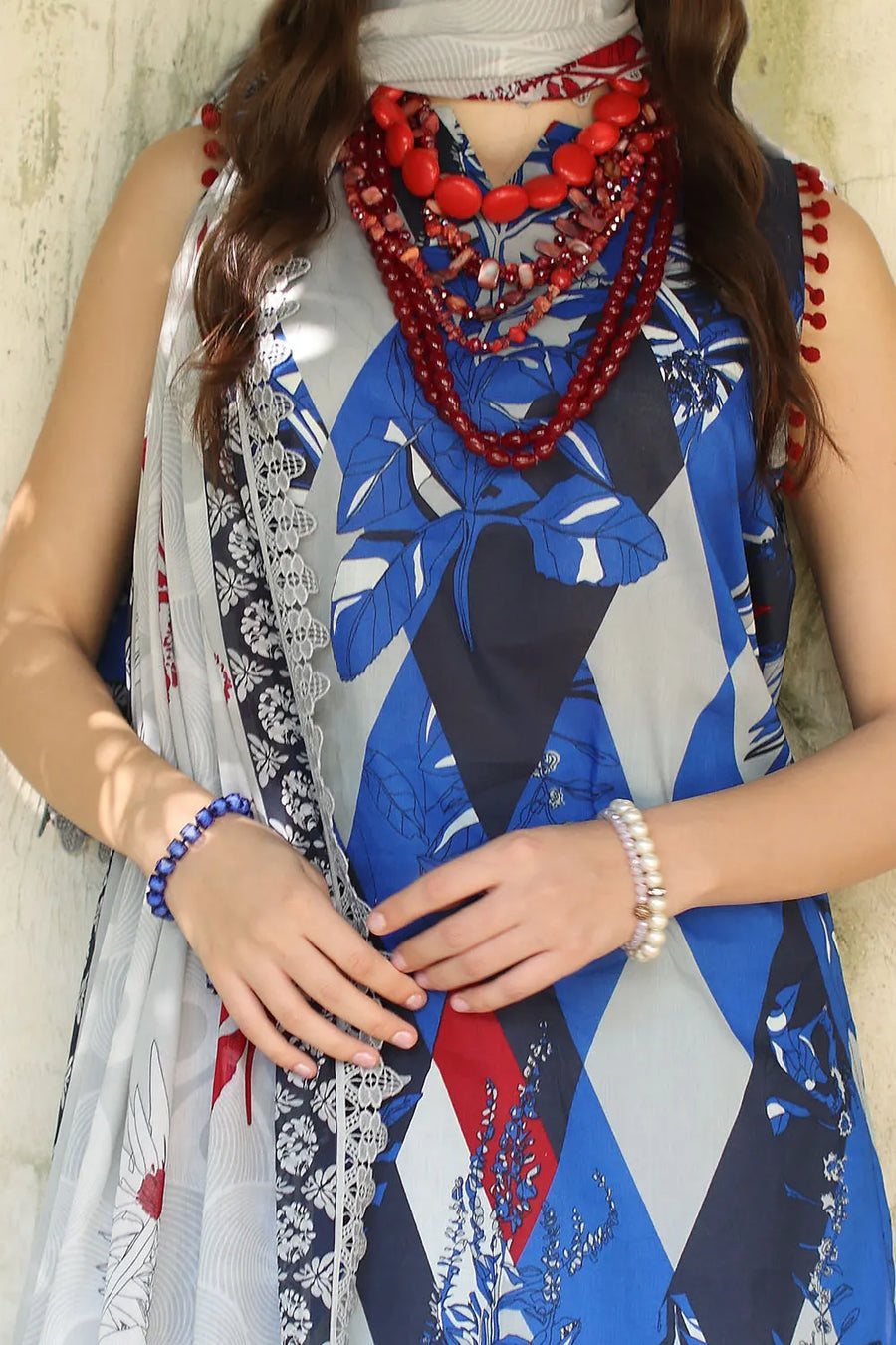 Gul Ahmed The joy Of Summer Printed Lawn Unstitched 3Pc Suit CL-52429