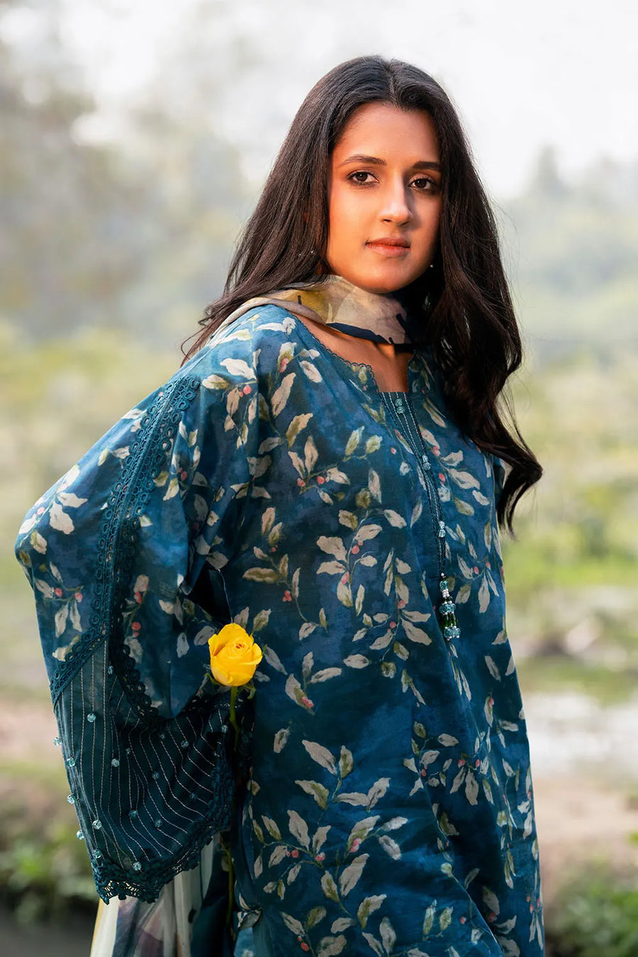 Gul Ahmed Dhoop Kinary Unstitched Printed Lawn 3Pc Suit CL-52435