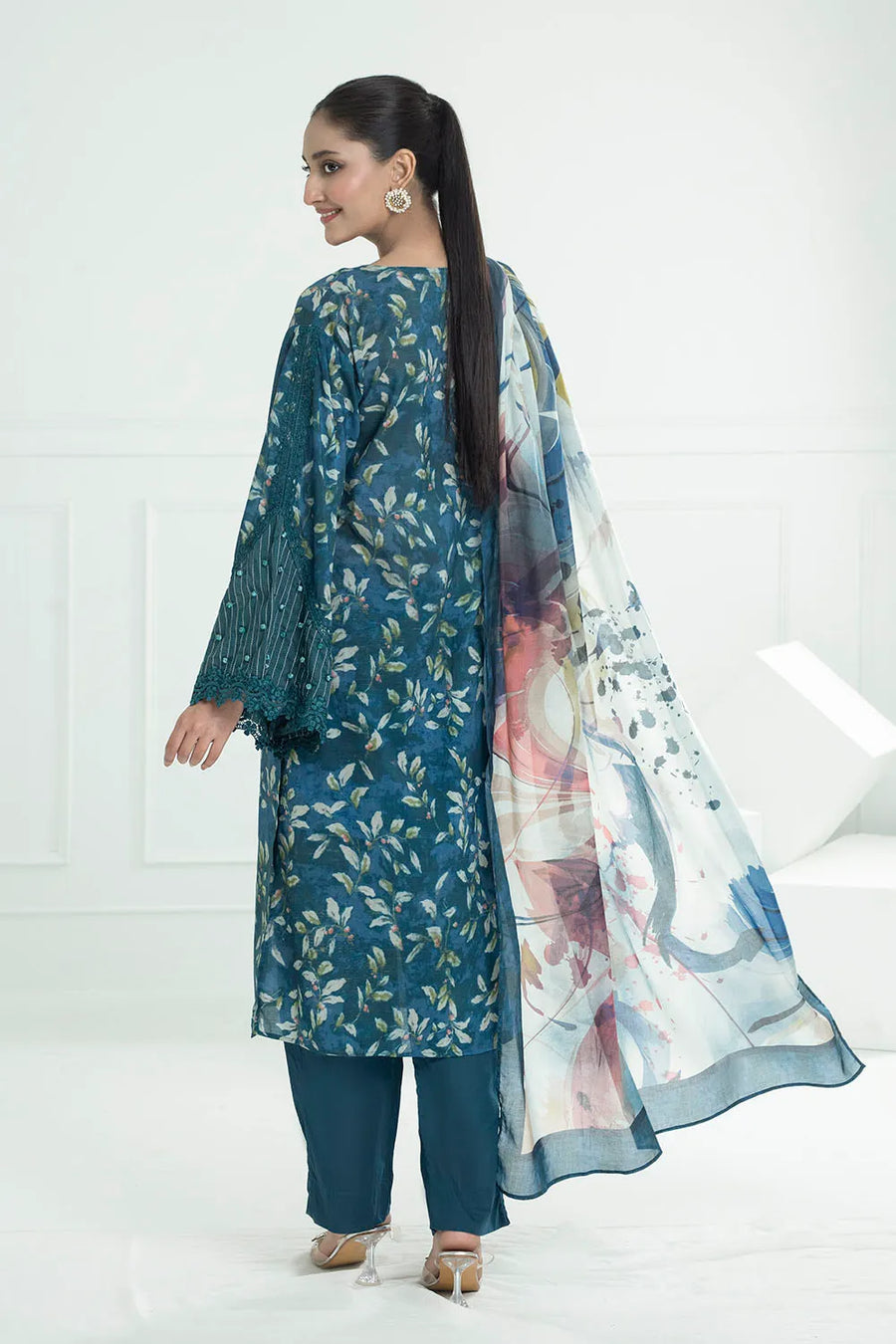 Gul Ahmed Dhoop Kinary Unstitched Printed Lawn 3Pc Suit CL-52435