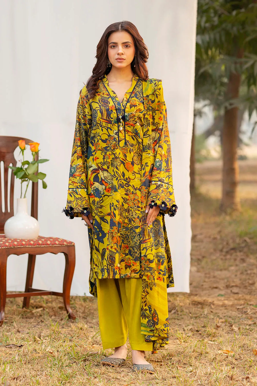 Gul Ahmed Dhoop Kinary Unstitched Printed Lawn 3Pc Suit CL-52471