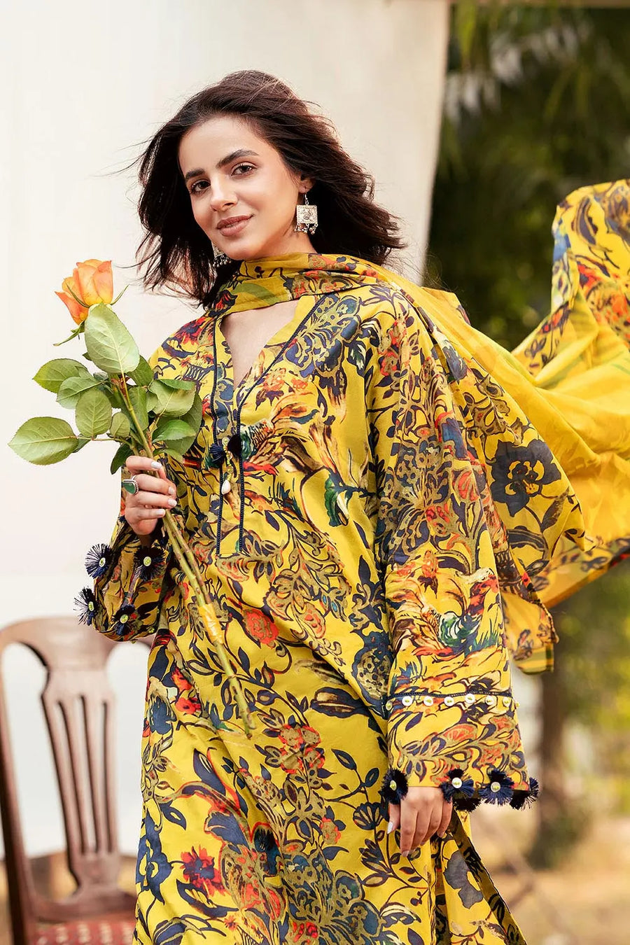 Gul Ahmed Dhoop Kinary Unstitched Printed Lawn 3Pc Suit CL-52471