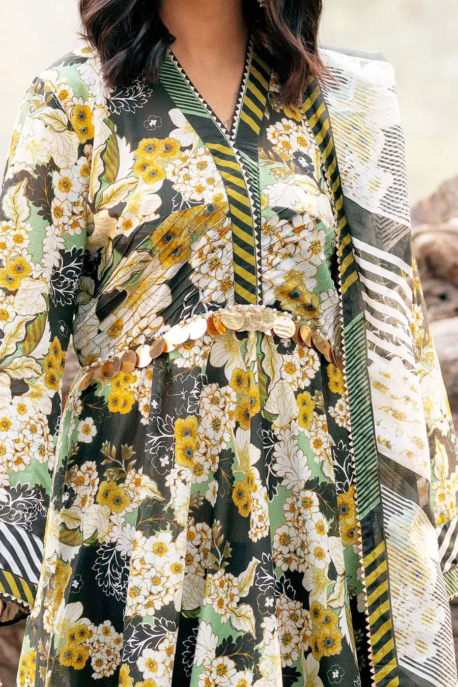 Gul Ahmed Dhoop Kinary Unstitched Printed Lawn 3Pc Suit CL-52487