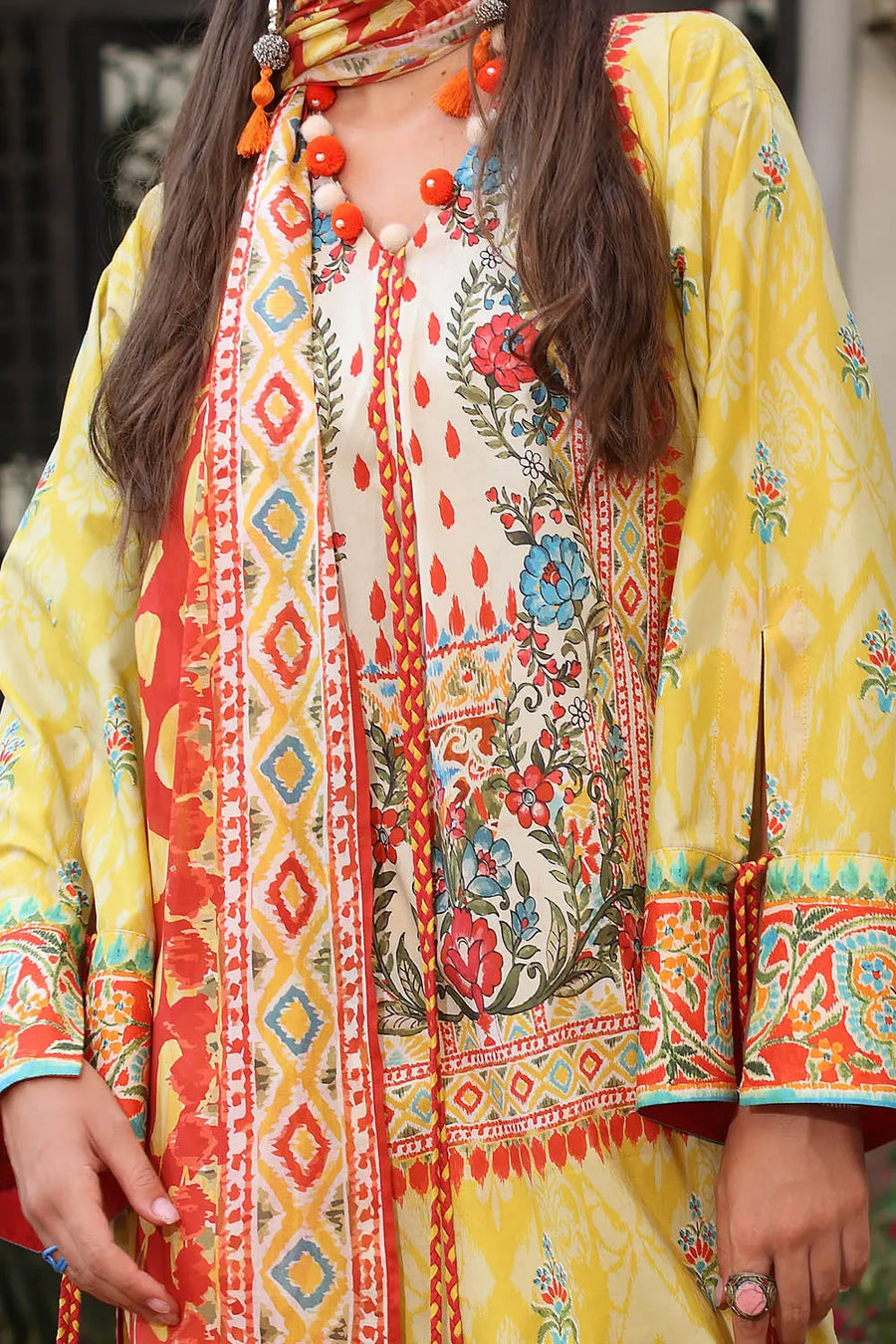 Gul Ahmed The joy Of Summer Printed Lawn Unstitched 3Pc Suit CL-52507