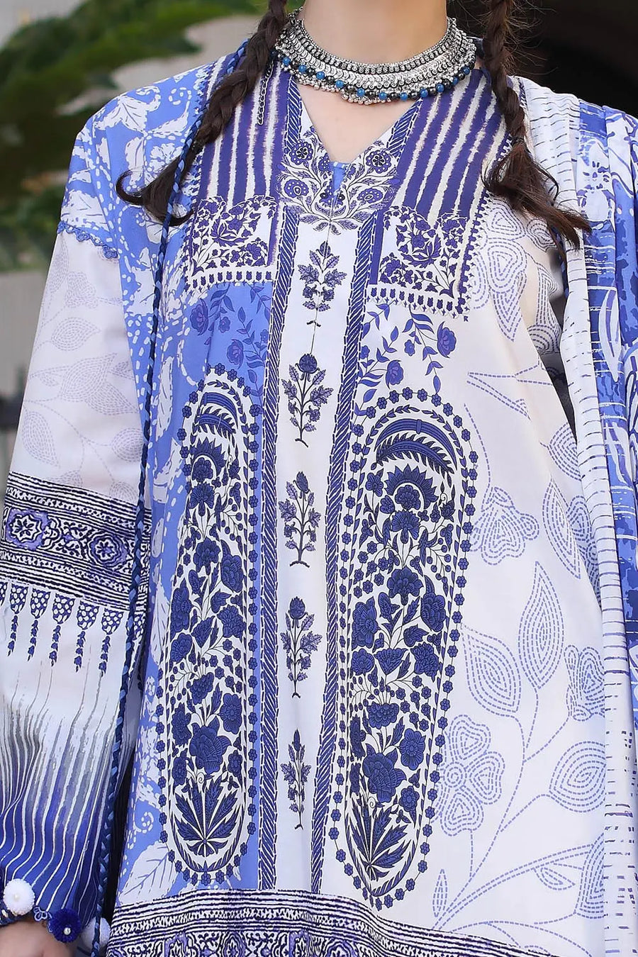 Gul Ahmed The joy Of Summer Printed Lawn Unstitched 3Pc Suit CL-52509