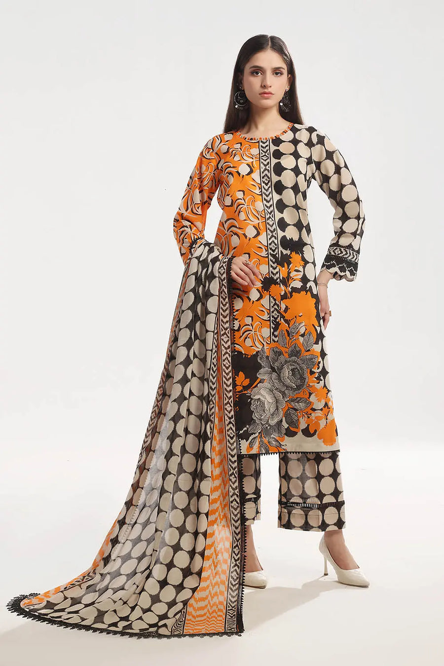 Gul Ahmed The joy Of Summer Printed Lawn Unstitched 3Pc Suit CL-52527