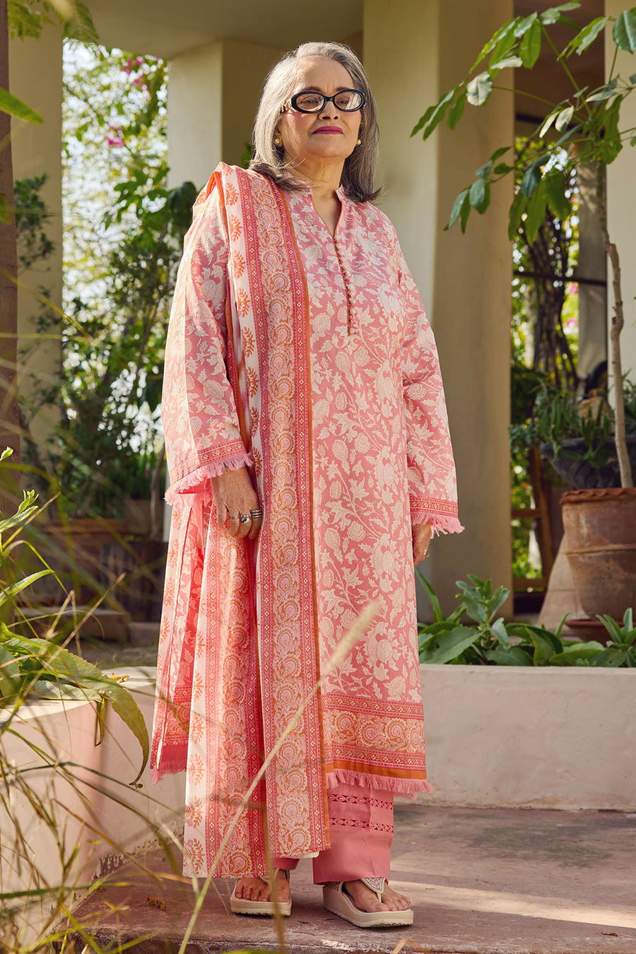 Gul Ahmed Tribute to Mothers Printed Lawn Unstitched 3Pc Suit CL-52691 A