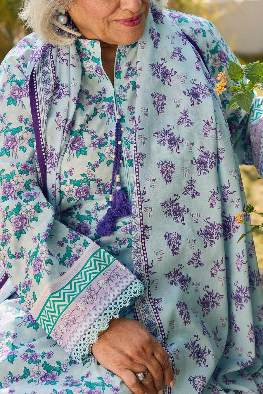 Gul Ahmed Tribute to Mothers Printed Lawn Unstitched 3Pc Suit CL-62086 B