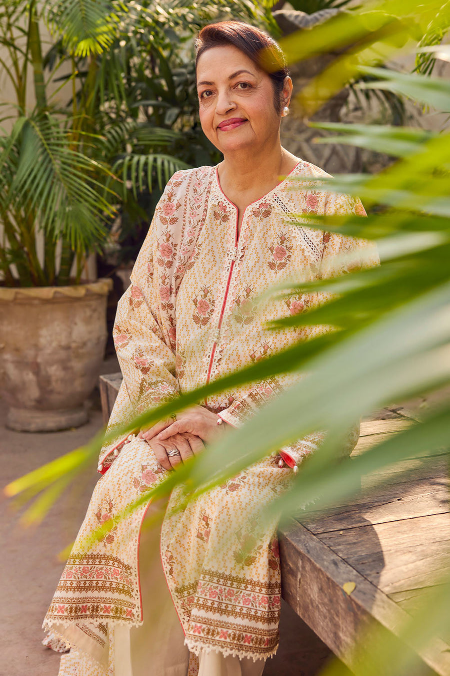 Gul Ahmed Tribute to Mothers Printed Lawn Unstitched 3Pc Suit CL-62107 A