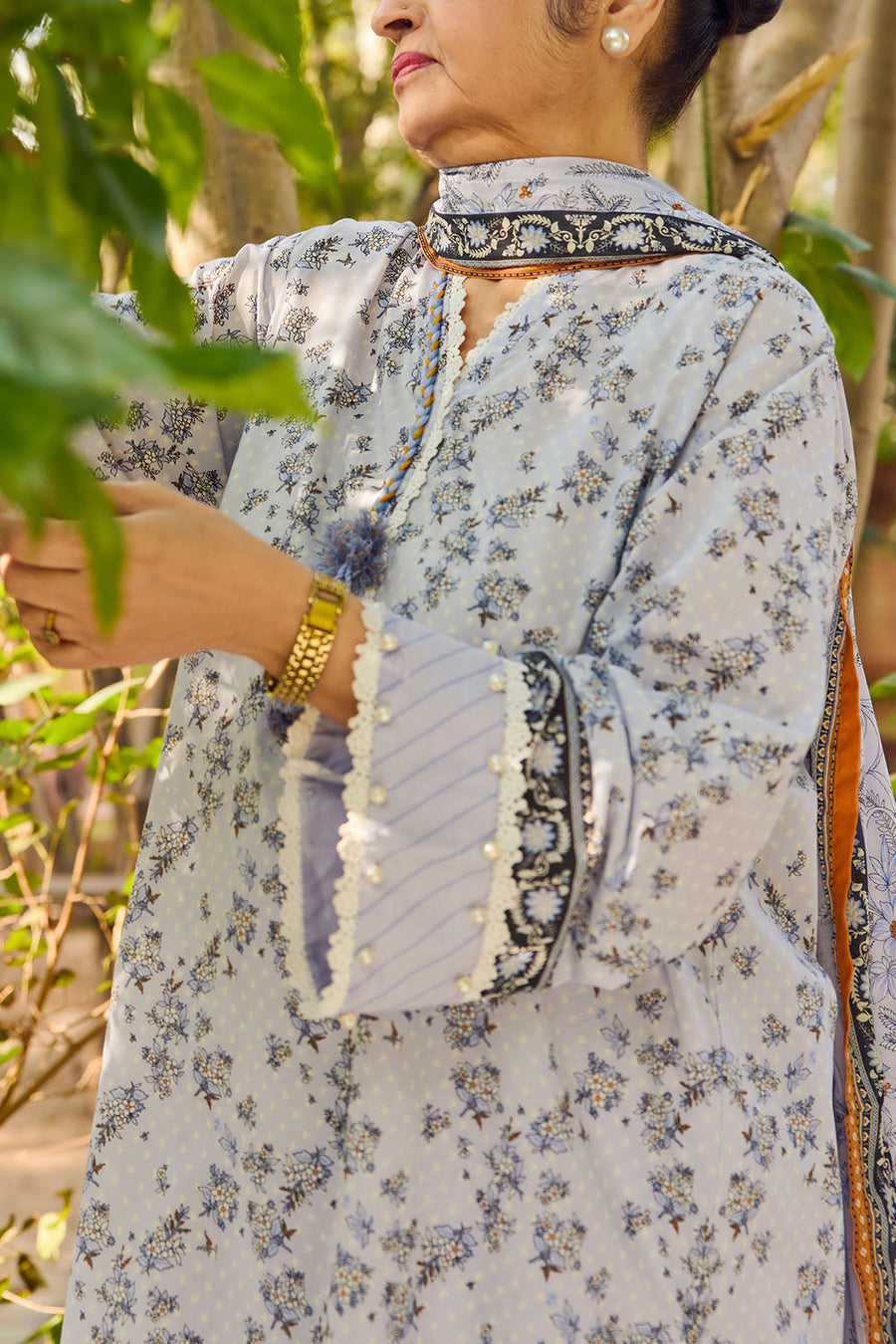 Gul Ahmed Tribute to Mothers Printed Lawn Unstitched 3Pc Suit CL-62115 A