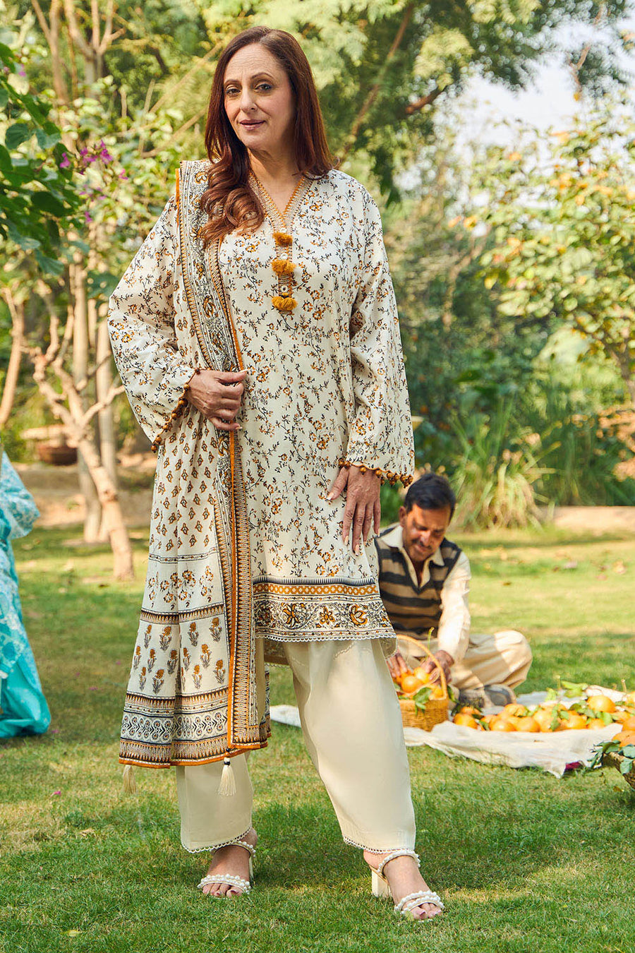 Gul Ahmed Tribute to Mothers Printed Lawn Unstitched 3Pc Suit CL-62117 A