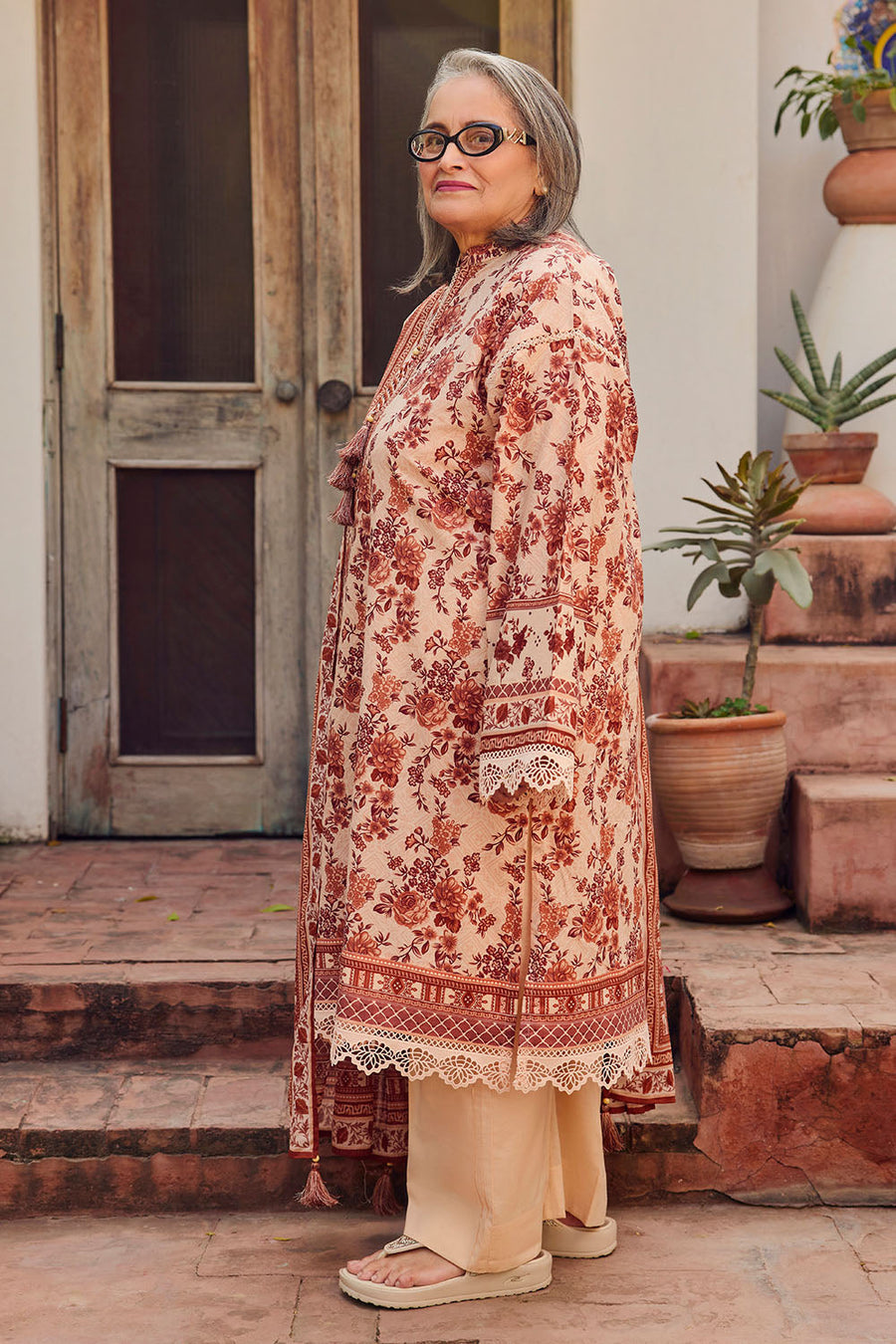 Gul Ahmed Tribute to Mothers Printed Lawn Unstitched 3Pc Suit CL-62118 B
