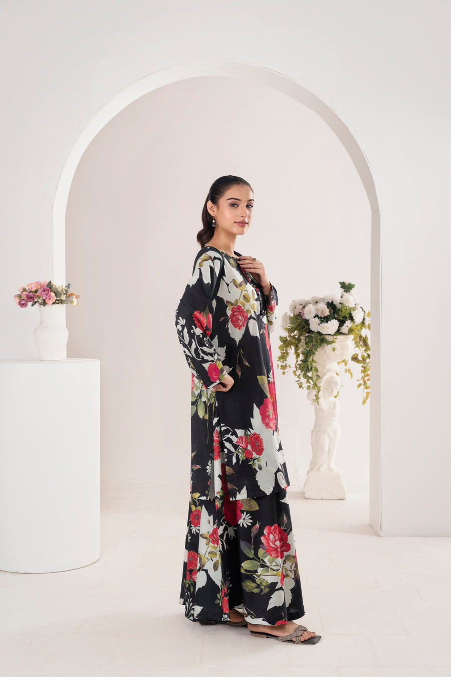 Feathers Frilly Flowers Unstitched Digital Printed Lawn 3Pc Suit COLZORA-FT711