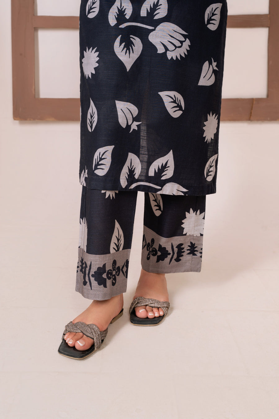 Feathers Digital Printed Khaddar Unstitched 2Pc Suit COVENY-FT603