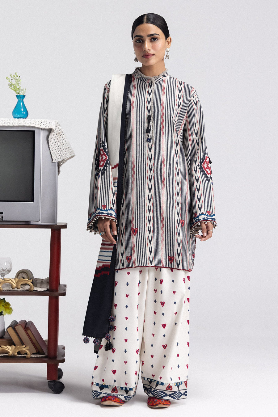 Coco by Zara Shahjahan Prints Linen Unstitched 3Pc Suit D-10A LEELA