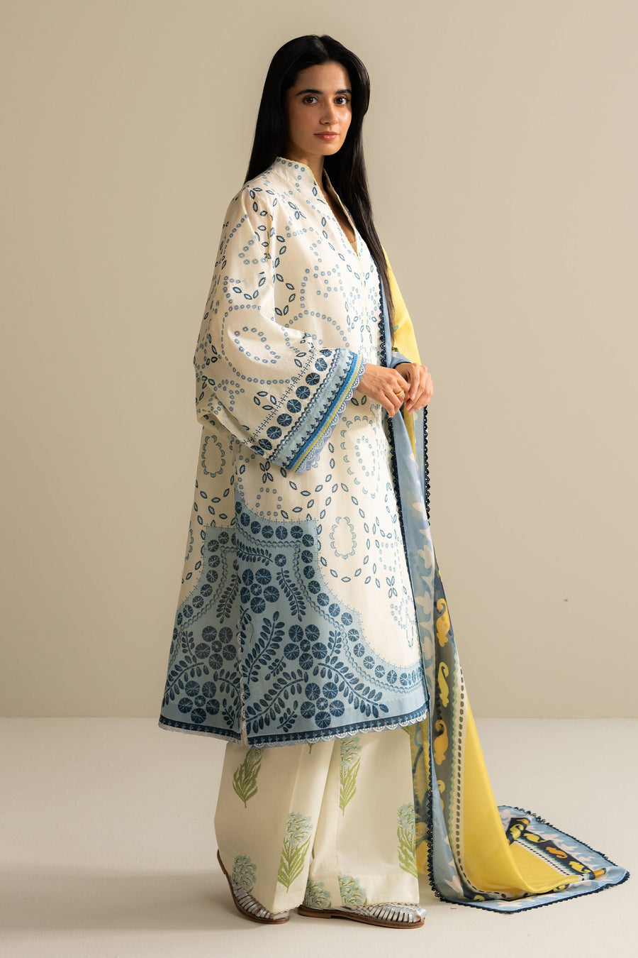 Coco by Zara Shahjahan Prints Unstitched Lawn 3Pc Suit D-02A NELEA