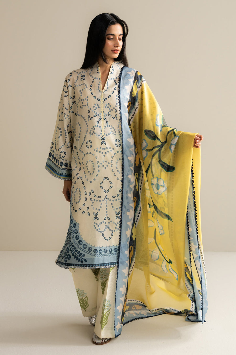 Coco by Zara Shahjahan Prints Unstitched Lawn 3Pc Suit D-02A NELEA