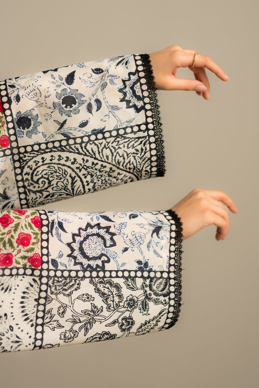 Coco by Zara Shahjahan Prints Unstitched Lawn 3Pc Suit D-08B ELRA