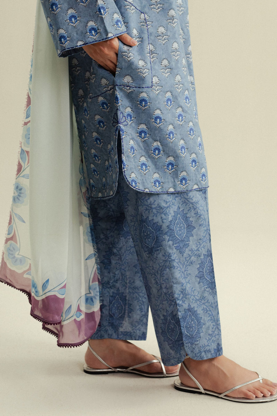Coco by Zara Shahjahan Prints Unstitched Cambric 3Pc Suit D-10B Willow
