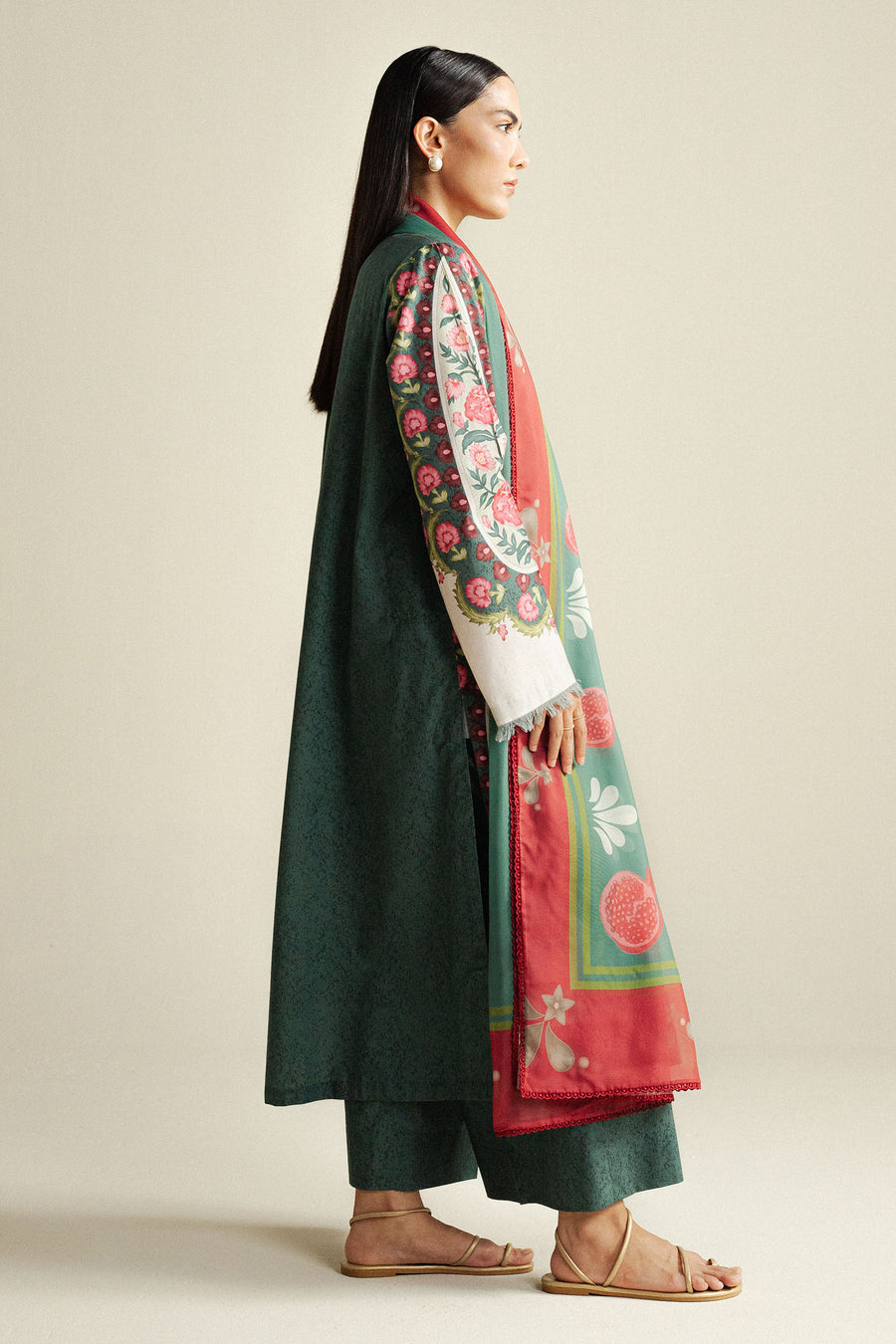 Coco by Zara Shahjahan Prints Unstitched Cambric 3Pc Suit D-09A SOL