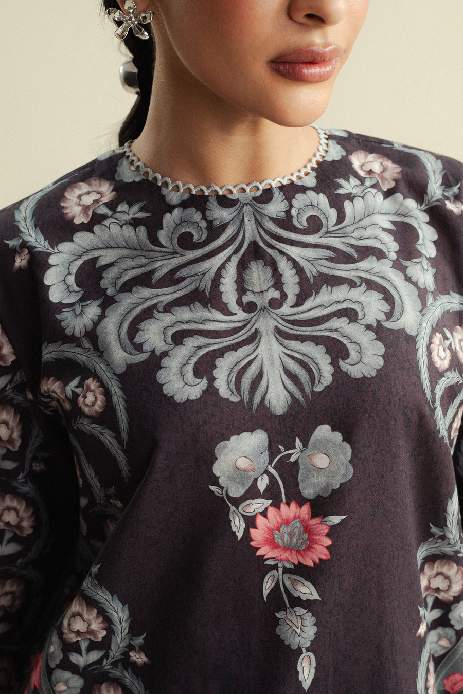 Coco by Zara Shahjahan Prints Unstitched Cambric 3Pc Suit D-09B SOL