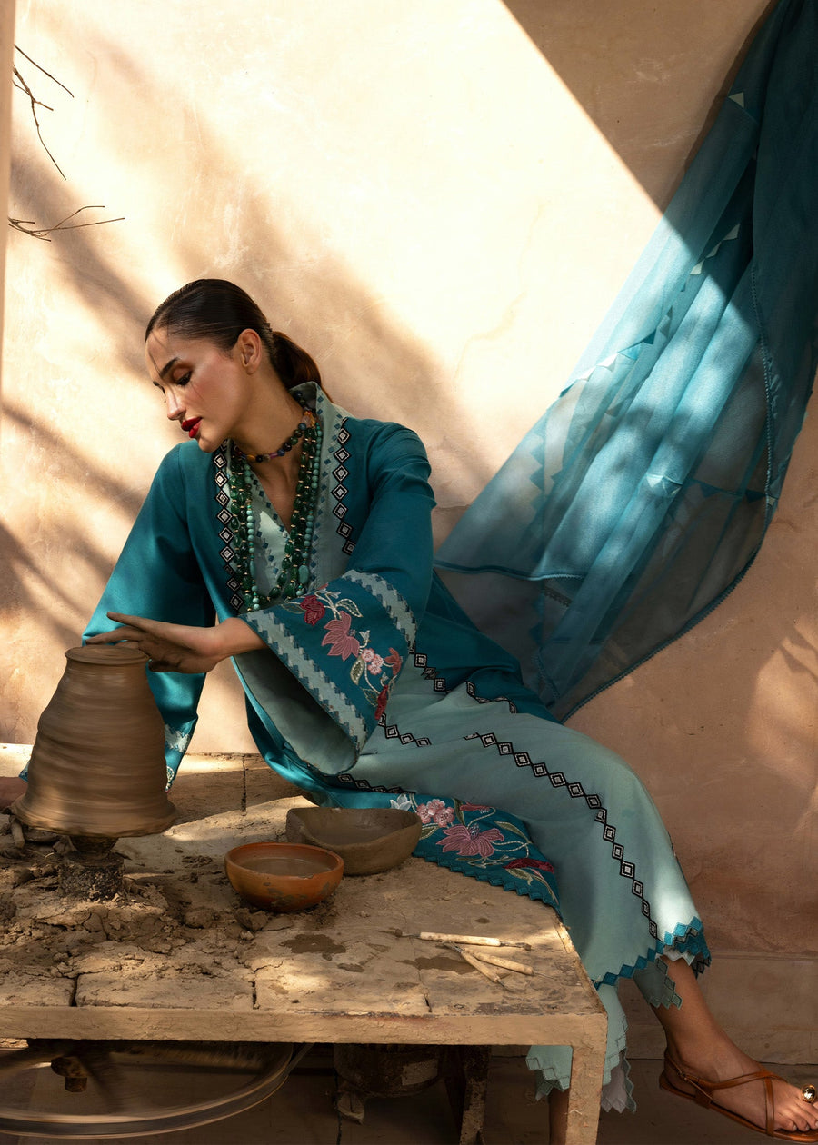 Crimson Mitti Winter Pret Embroidered Raw Silk 3Pc Suit CRWP-03 Rani Vogue(Turquoise)