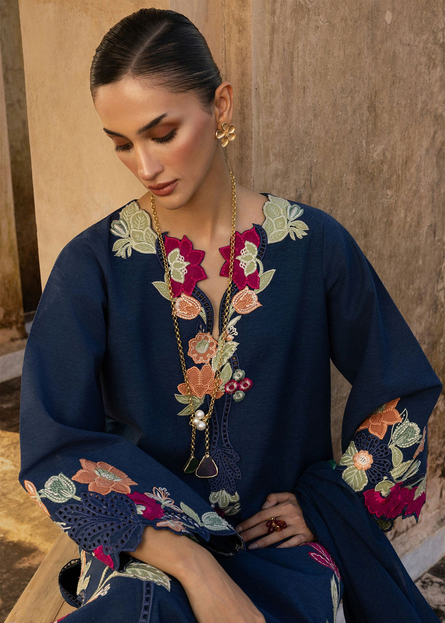 Crimson Mitti Winter Pret Embroidered Karandi 3Pc Suit CRWP-08 Musawir