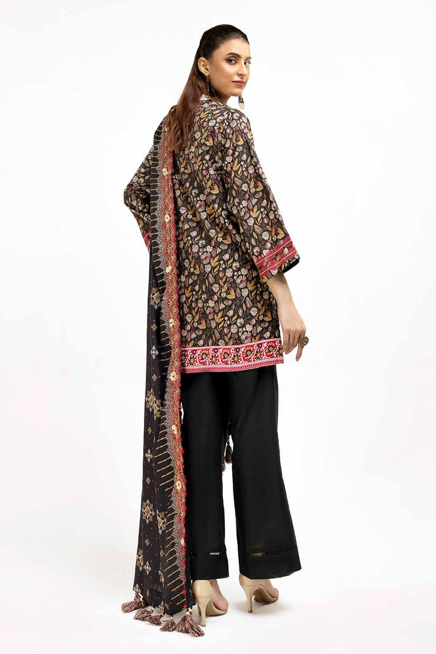 Gul Ahmed Winter Embroidered Khaddar Unstitched 3Pc Suit CV-42012