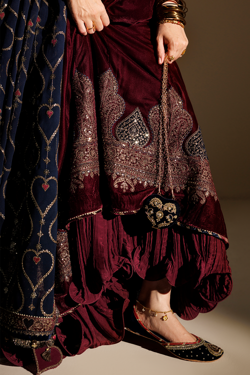 Jazmin Chandani Embroidered Velvet Unstitched 3Pc Suit CVF26-D04
