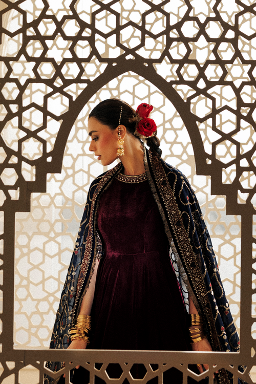 Jazmin Chandani Embroidered Velvet Unstitched 3Pc Suit CVF26-D04