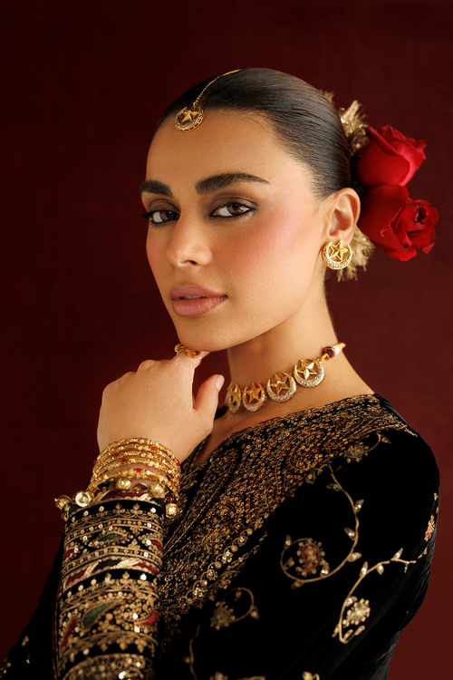 Jazmin Chandani Embroidered Velvet Unstitched 3Pc Suit CVF26-D05