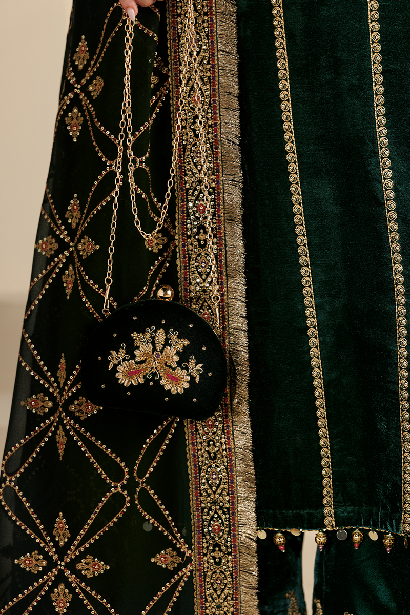 Jazmin Chandani Embroidered Velvet Unstitched 3Pc Suit CVF26-D07