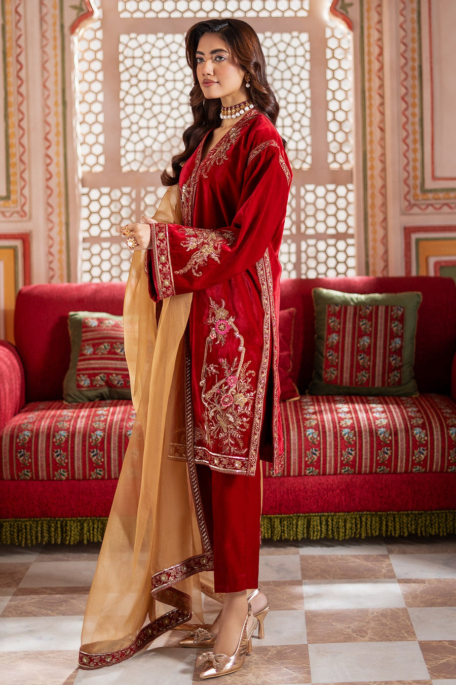 Charizma Signora Premium Embroidered Velvet Unstitched 3Pc Suit CVT4-17