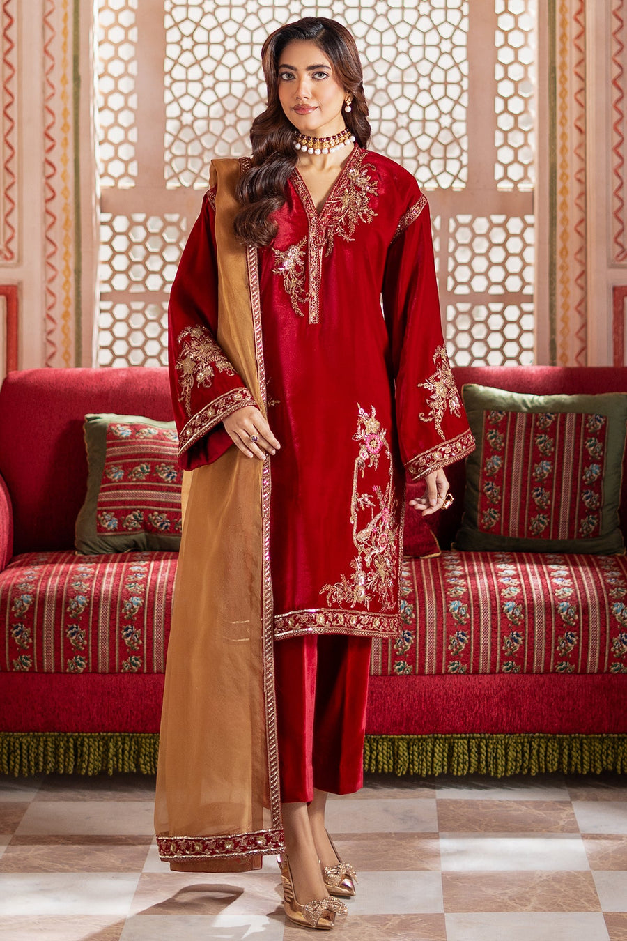 Charizma Signora Premium Embroidered Velvet Unstitched 3Pc Suit CVT4-17