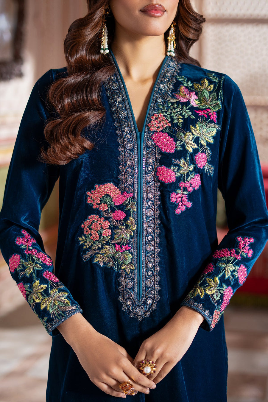 Charizma Signora Premium Embroidered Velvet Unstitched 3Pc Suit CVT4-22