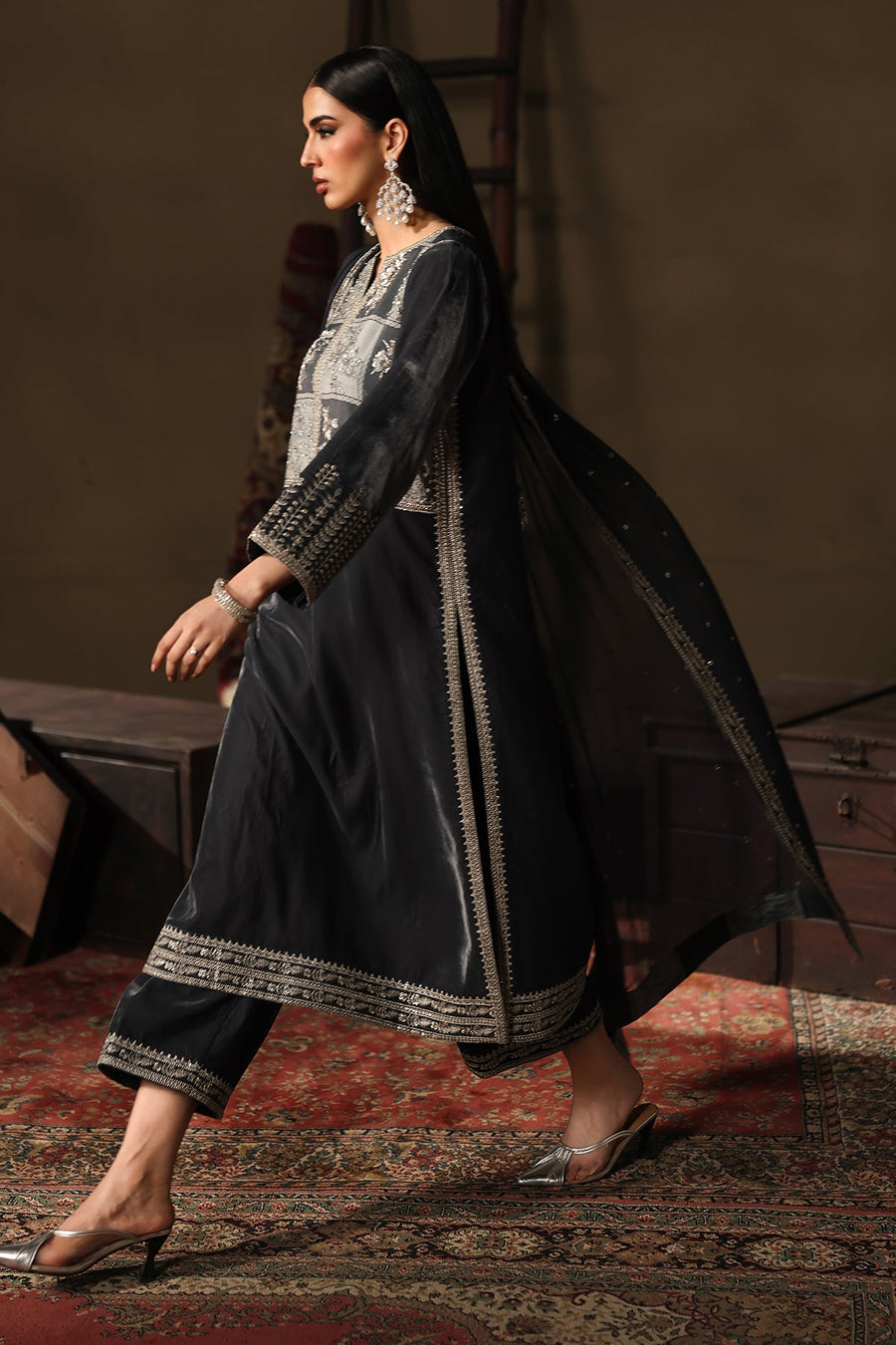 Charizma Signora Premium Embroidered Velvet Unstitched 3Pc Suit CVT5-03