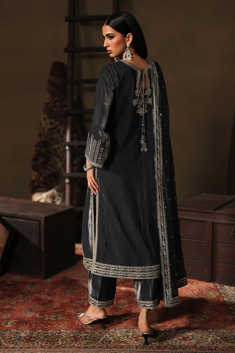 Charizma Signora Premium Embroidered Velvet Unstitched 3Pc Suit CVT5-03