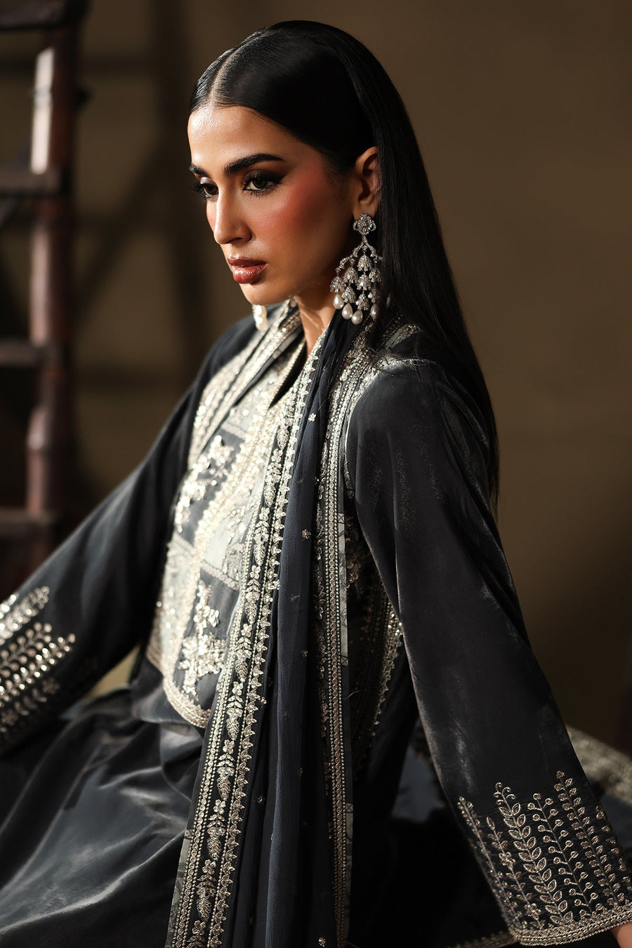 Charizma Signora Premium Embroidered Velvet Unstitched 3Pc Suit CVT5-03