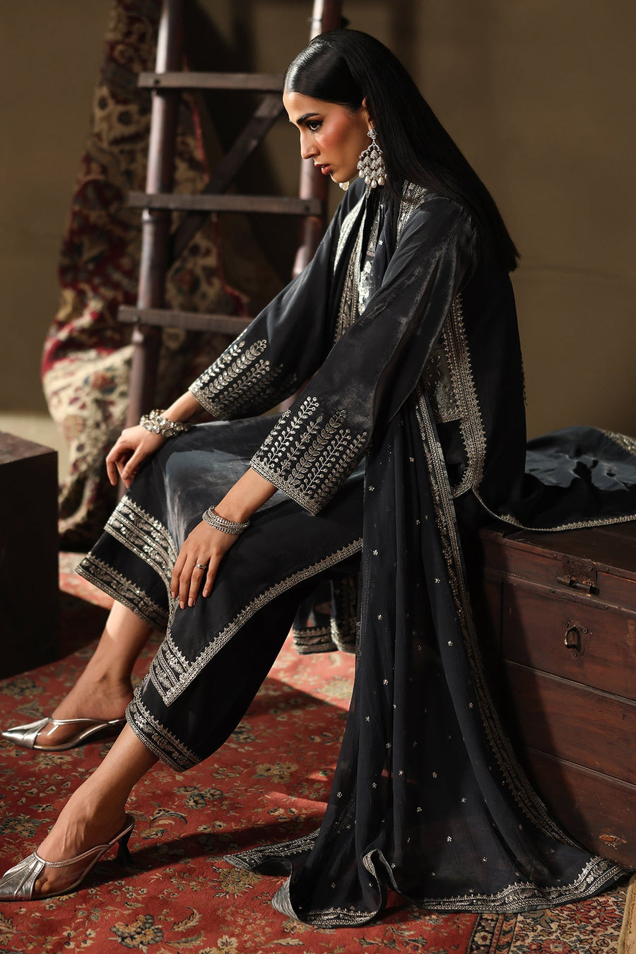 Charizma Signora Premium Embroidered Velvet Unstitched 3Pc Suit CVT5-03