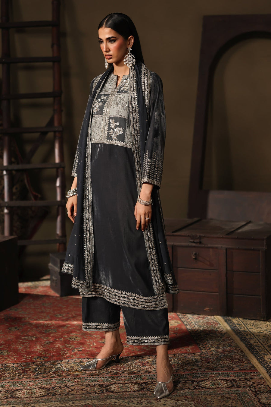 Charizma Signora Premium Embroidered Velvet Unstitched 3Pc Suit CVT5-03