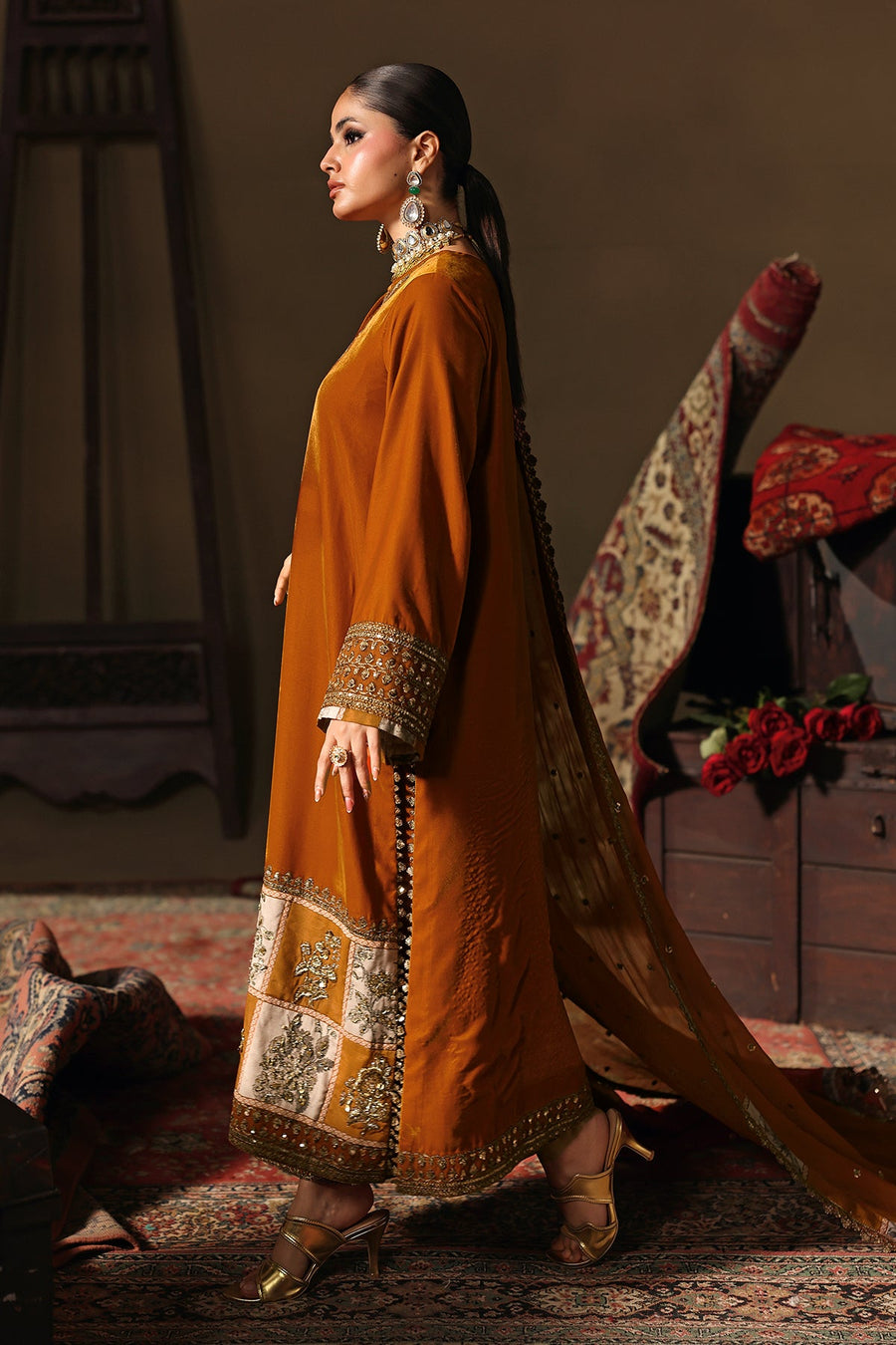 Charizma Signora Premium Embroidered Velvet Unstitched 3Pc Suit CVT5-04