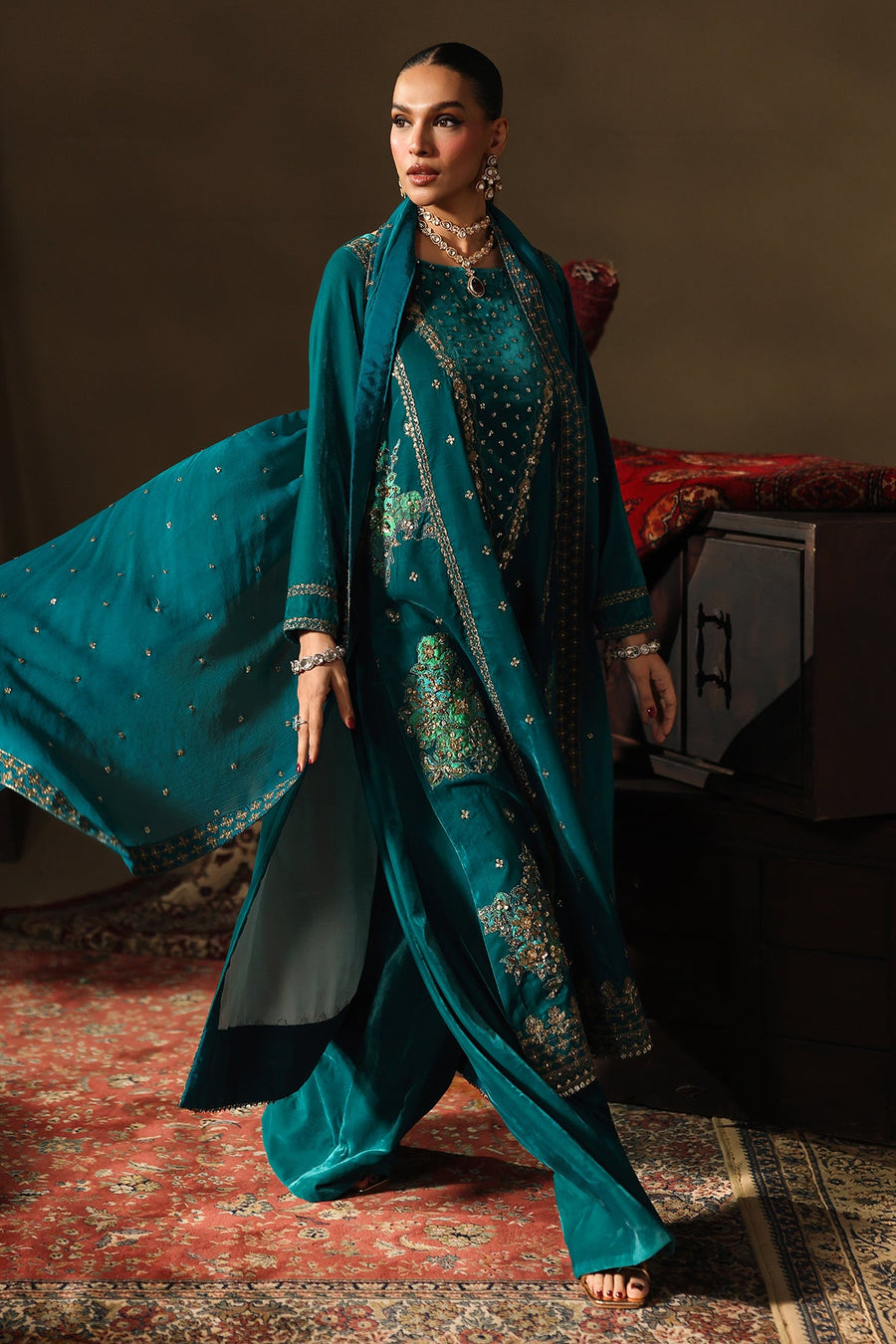 Charizma Signora Premium Embroidered Velvet Unstitched 3Pc Suit CVT5-07