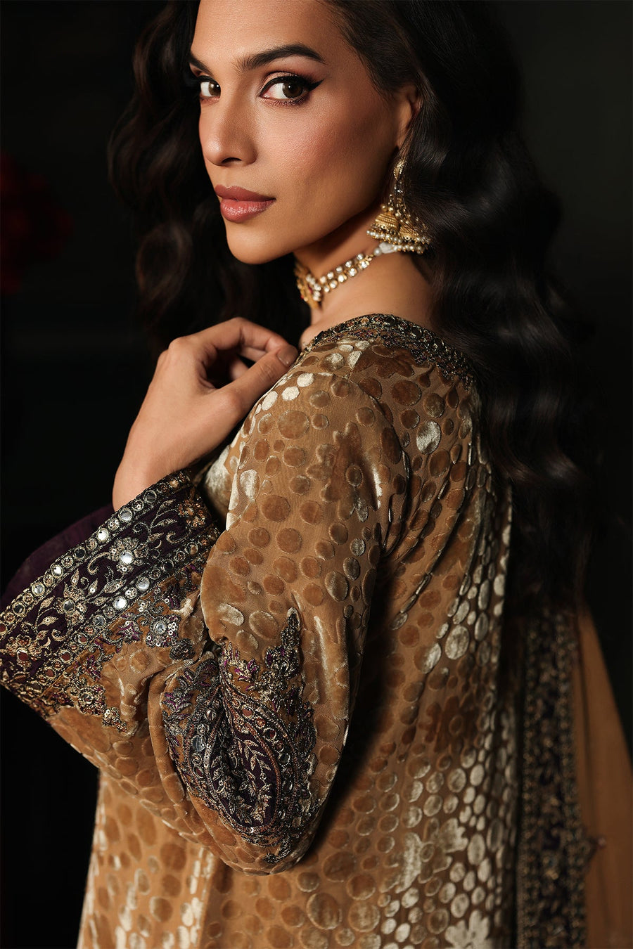 Charizma Signora Vol-02 Embroidered Velvet Unstitched 3Pc Suit CVT5-13