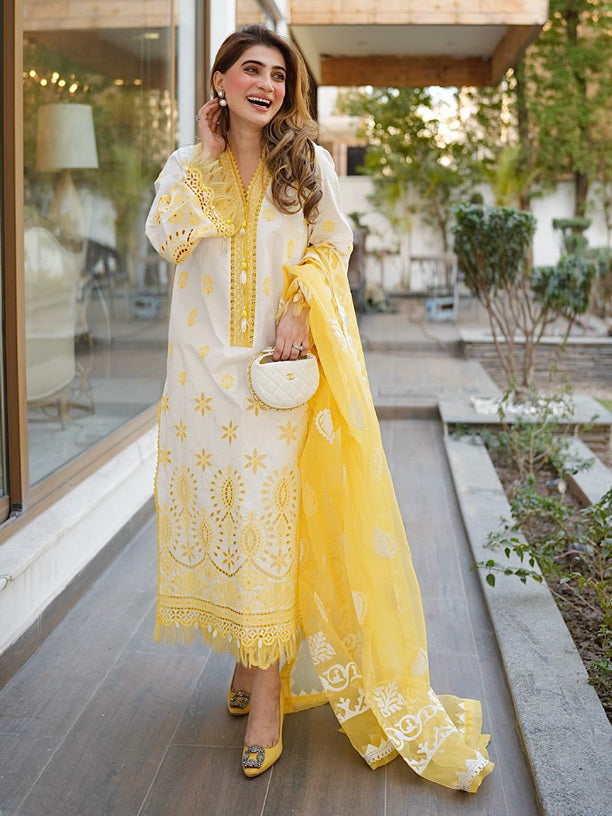 Solene By Faiza Faisal Embroidered Velvet Suits Unstitched 3 Piece FF25SV WS25-0452 - Festive Collection