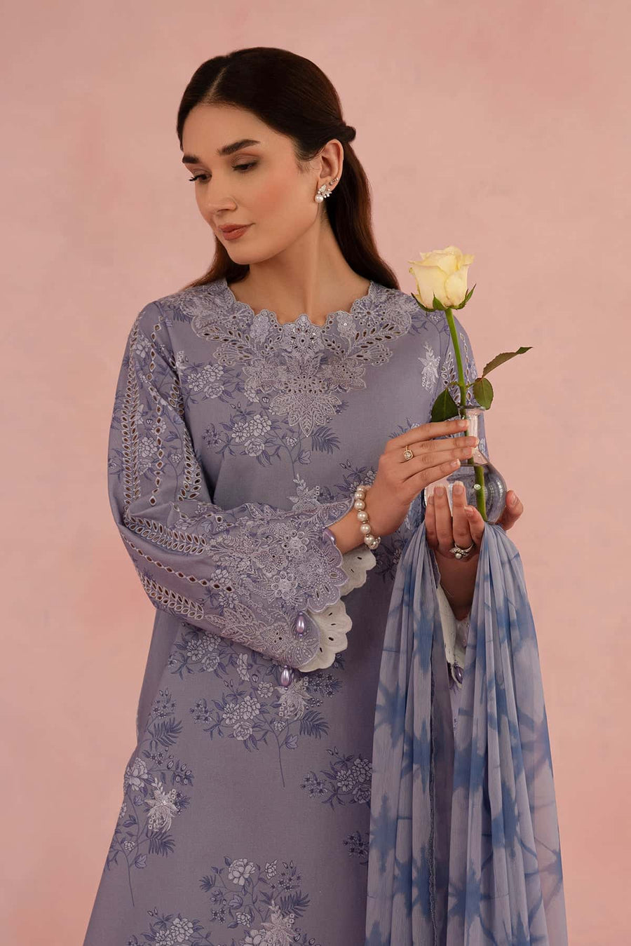Afrozeh Floral Charm Embroidered Lawn Unstitched 3Pc Suit AL-25-V5-09 Columbine