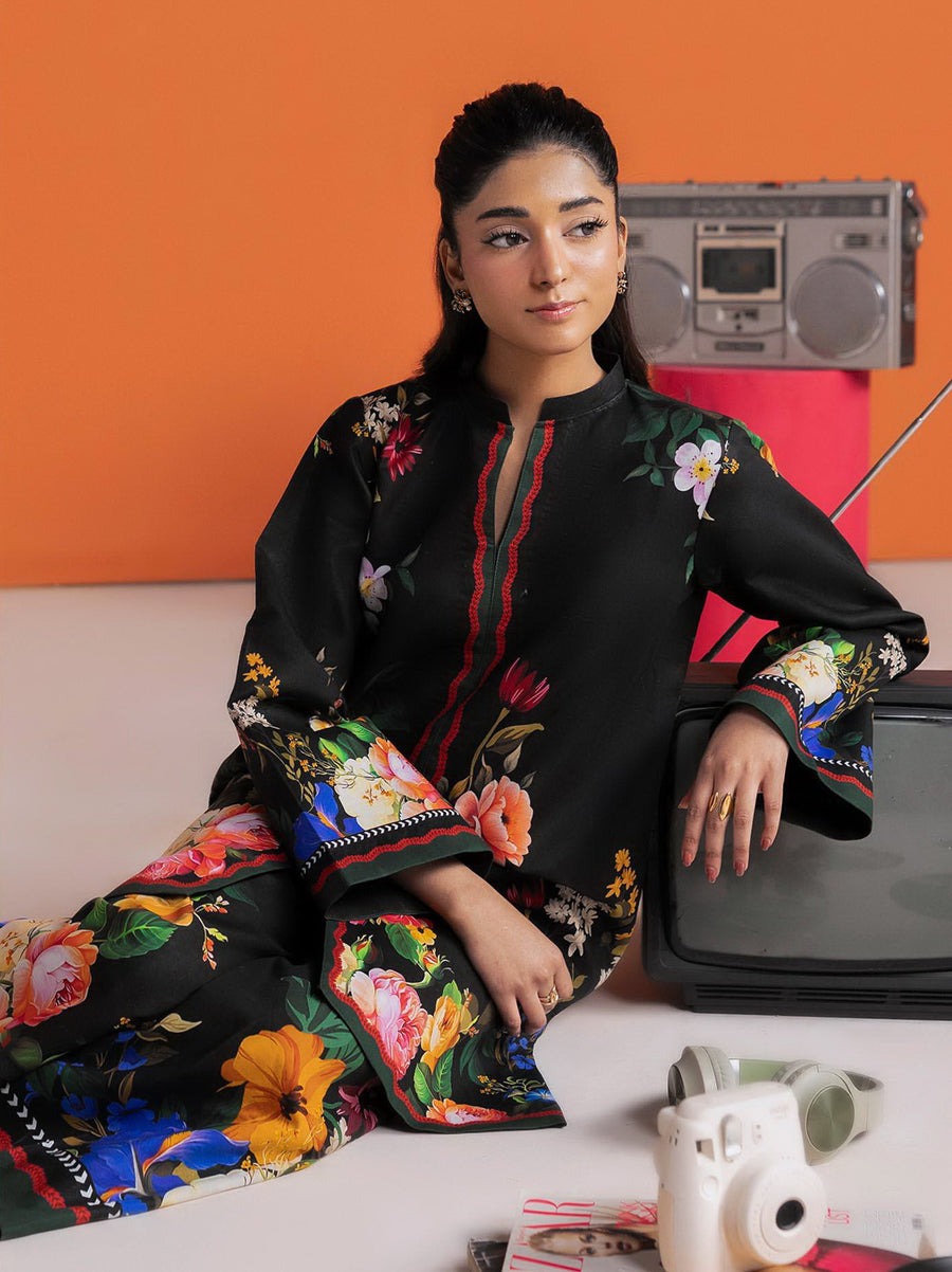 RajBari Amal Summer Prints Exclusive 2Pc Unstitched Lawn Suit D-02