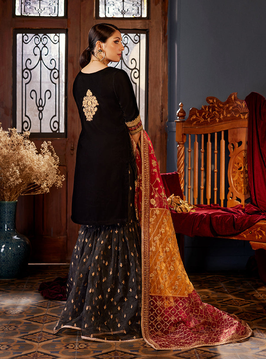 Zainab Chottani Embroidered Velvet Unstitched 3Pc Suit D-02 MEHR MAH