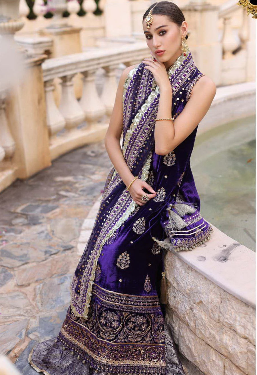 Noor Kaani by Saadia Asad Embroidered Velvet Unstitched 3Pc Suit D-04