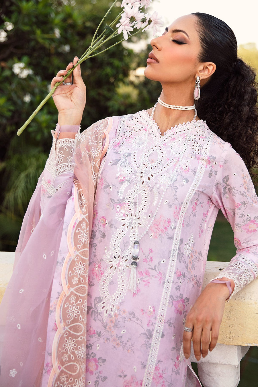 Iris by Jazmin Embroidered Eid Lawn Unstitched 3Pc Suit D-04 ROISIN